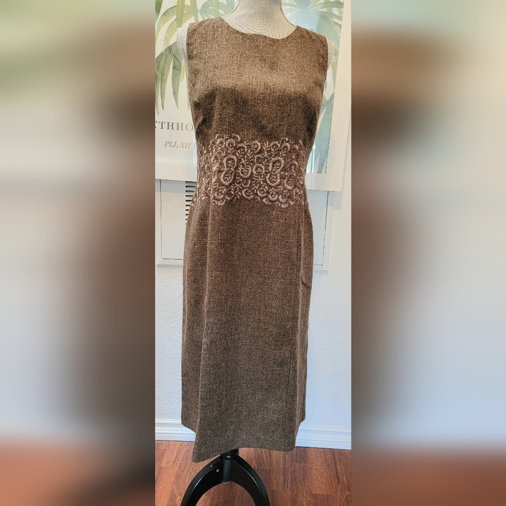$149 NEW W. TAG OSCAR DE LA RENTA BEAUTIFUL FLORAL EMBROID DRESS US 16